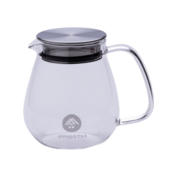 Transparent glass teapot with white "Ippodo Tea" and logo and lid insert with built-in circular mesh strainer